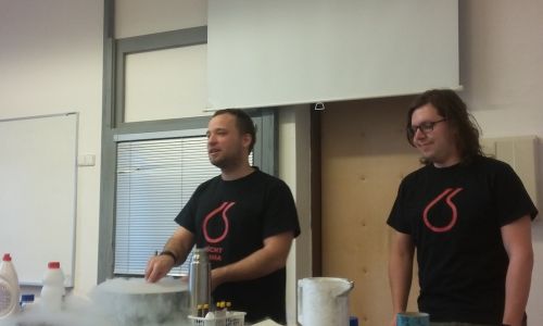 Hodina moderní chemie 2018