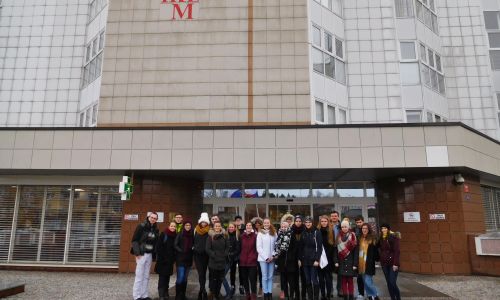 Návštěva studentů biologie v IKEMu