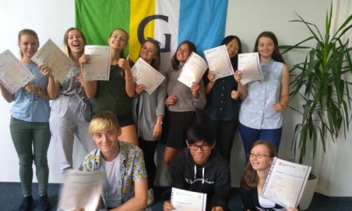 Úspěšní kandidáti zkoušek Cambridge