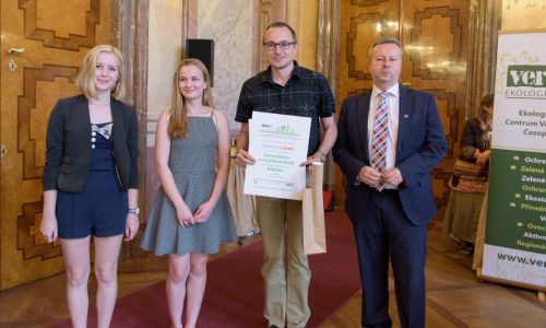 Na konferenci v Senátu