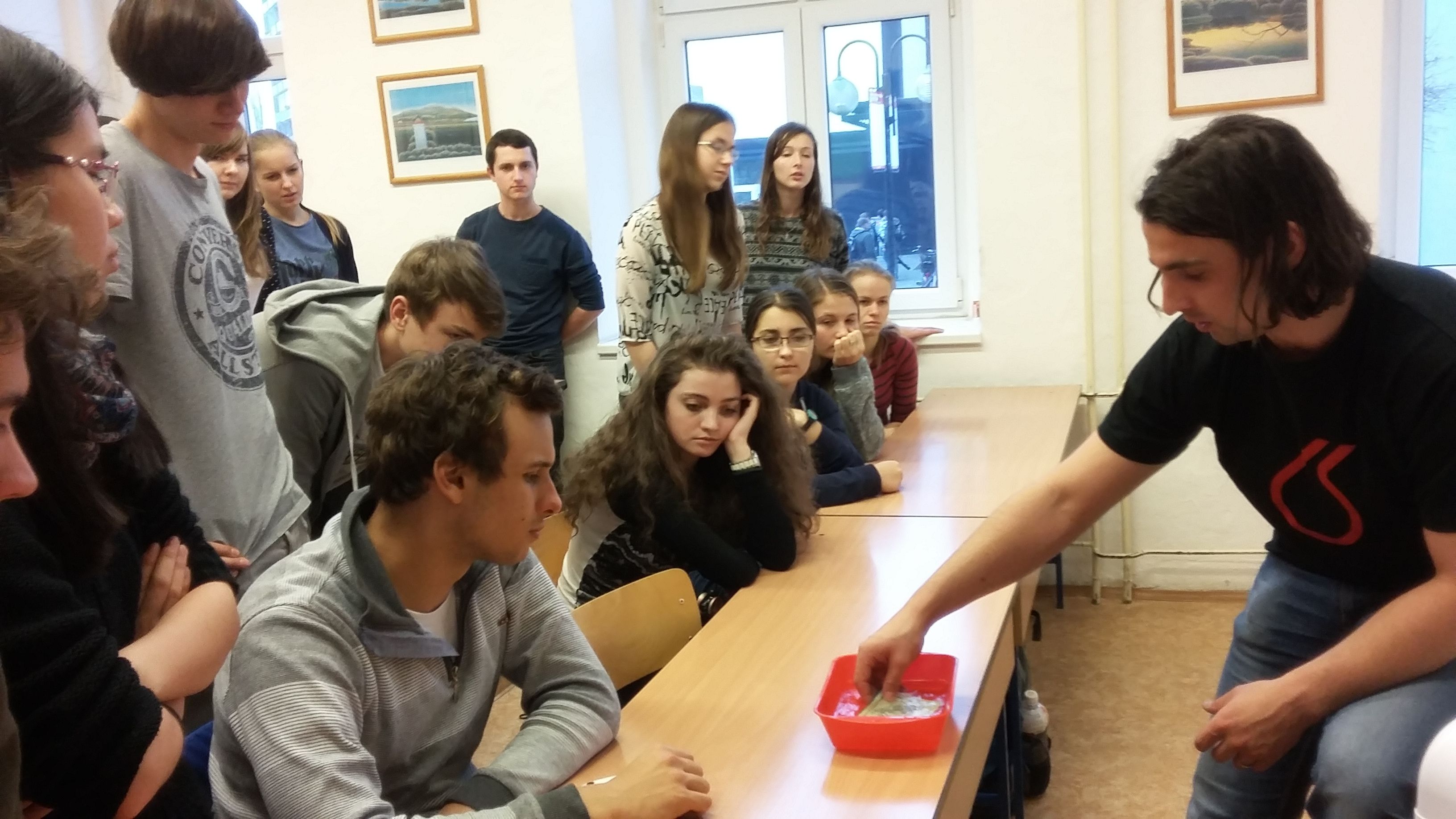 Hodina moderní chemie