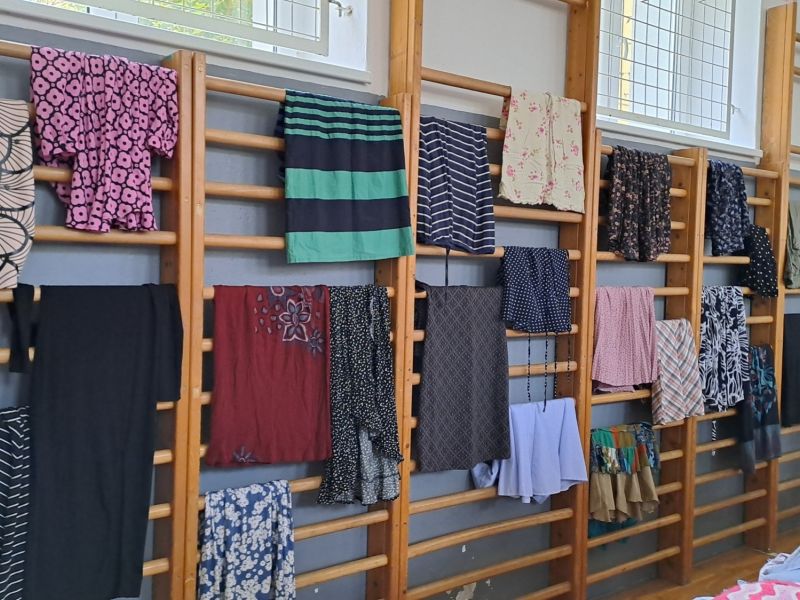 První školní sECOndhand