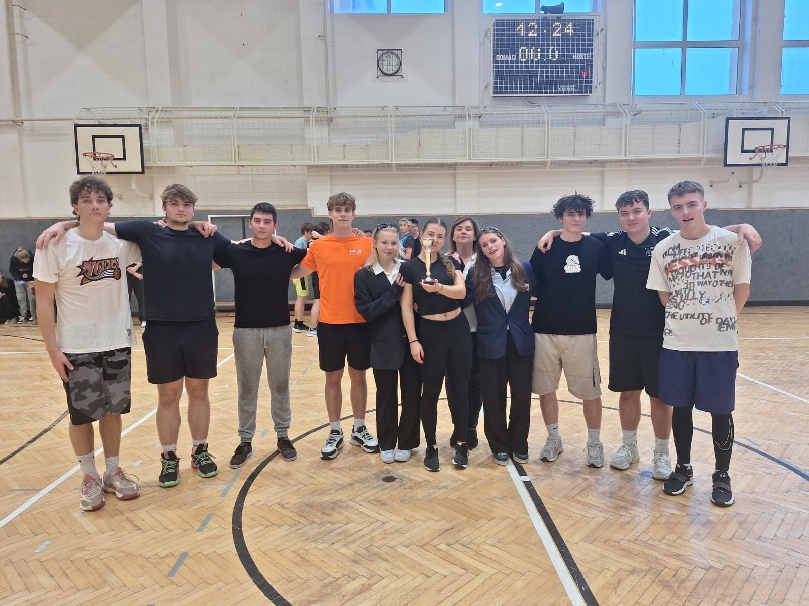 Tradiční basketbalový turnaj ovládli třeťáci