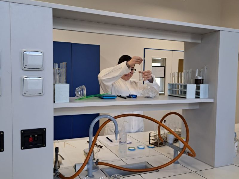 Eva Sýkorová 1. v okresním kole chemické olympiády