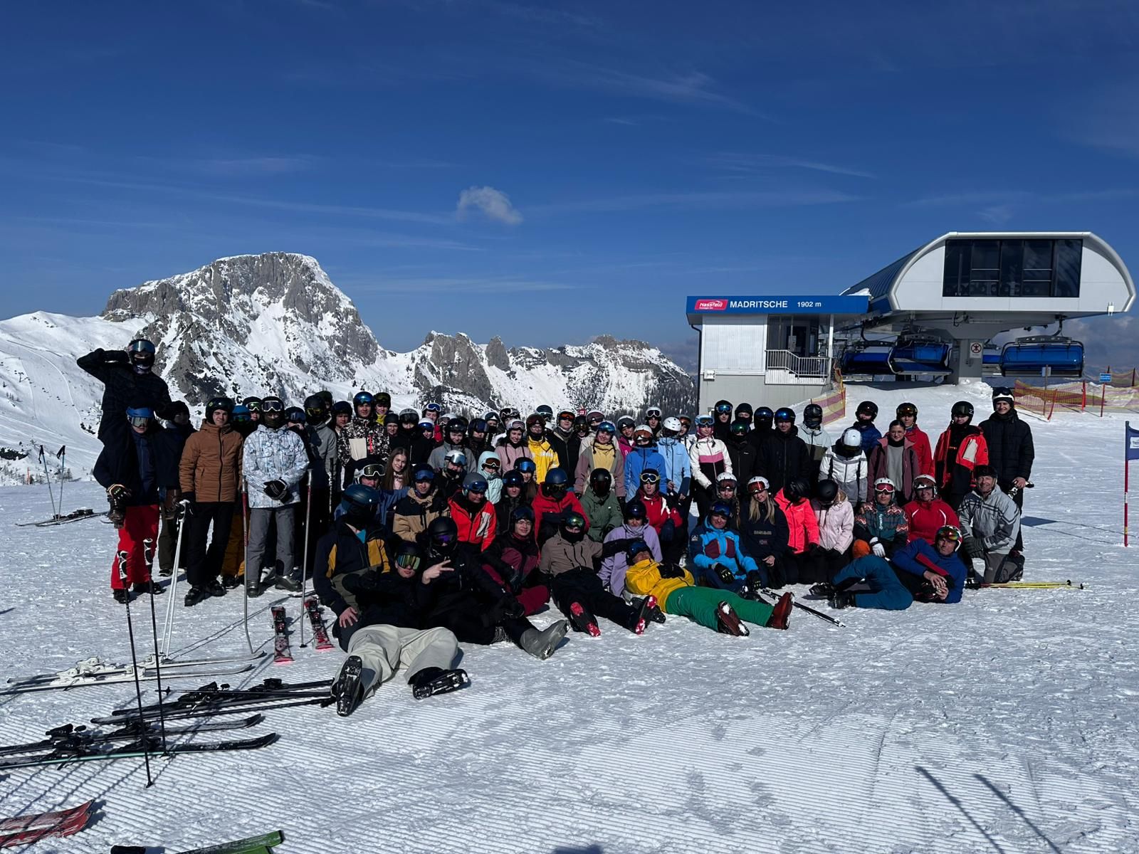 Druháci na lyžáku v Nassfeldu