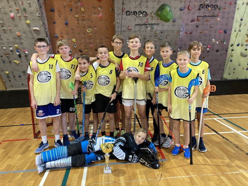Naši nejmladší vítězí ve florbalu