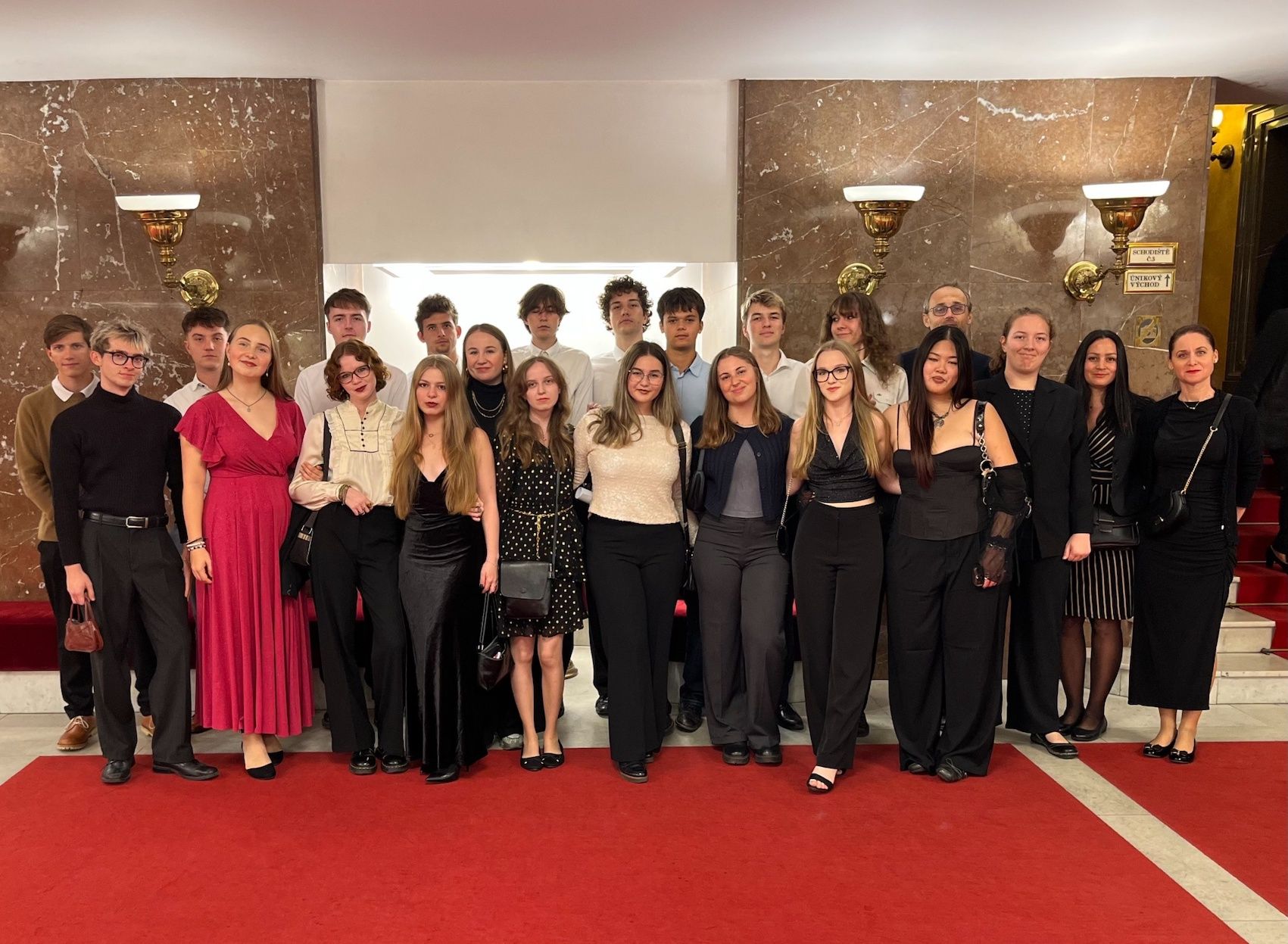 V Praze bylo maturantům blaze!