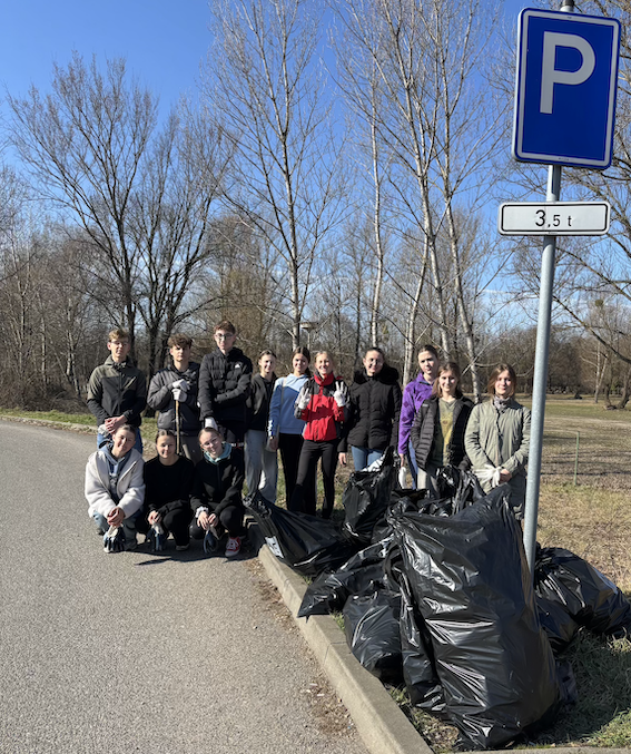 4.A se zapojila do akce Ukliďme Břeclav