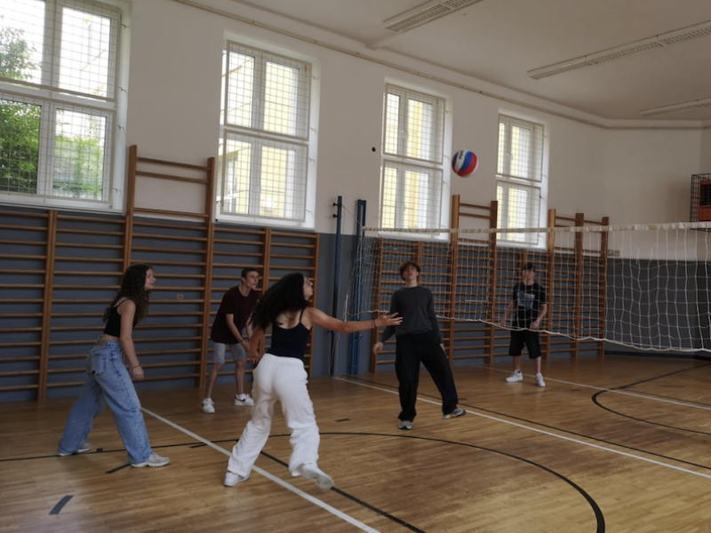 Francouzští studenti na měsíc u nás ve škole