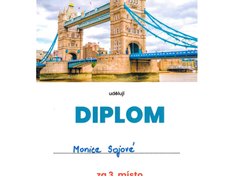 Monika Sojová z 3.A uspěla se svojí angličtinou i v kraji