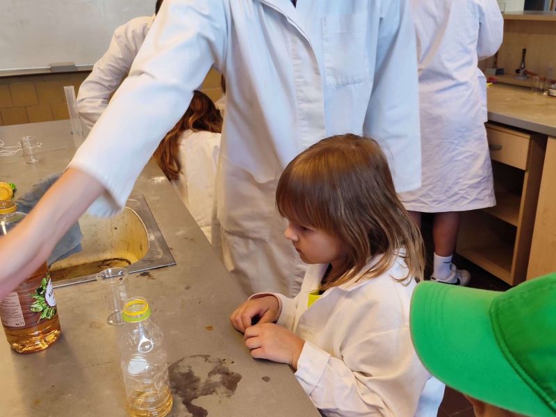 Malí přírodovědci