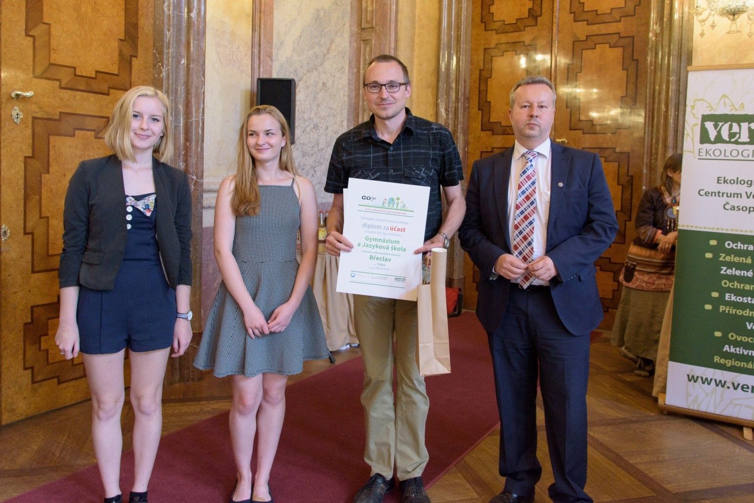 Na konferenci v Senátu