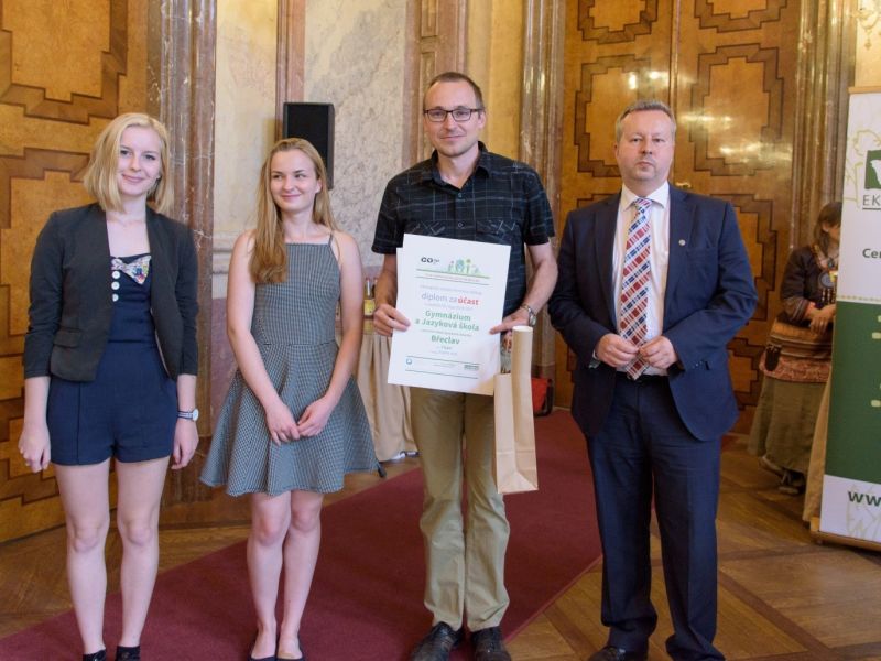 Na konferenci v Senátu