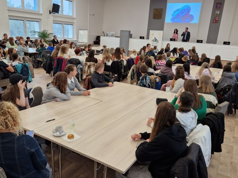 Zástupci Studentského sněmu debatovali na radnici