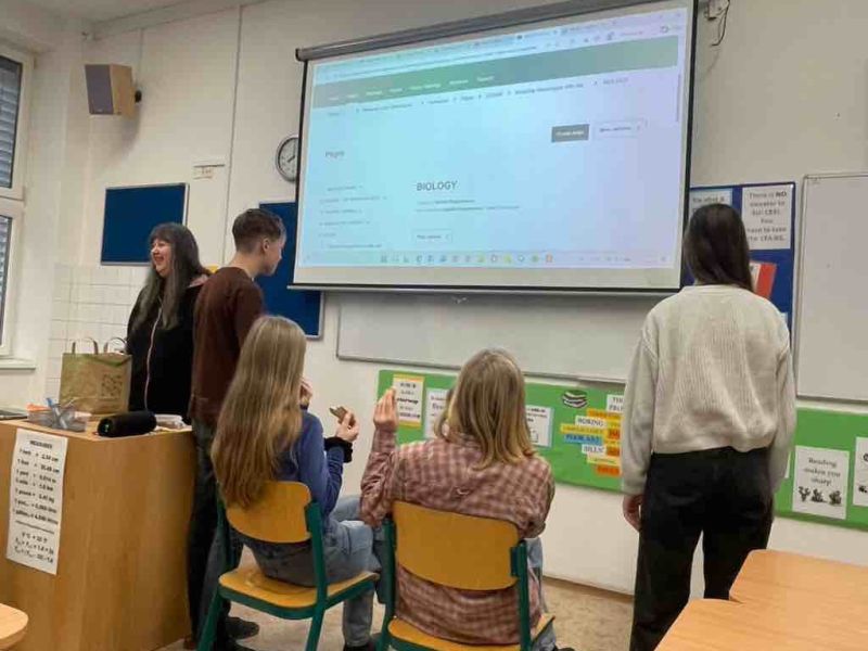 Mezinárodní projektová výuka: Angličtina otevírá svět